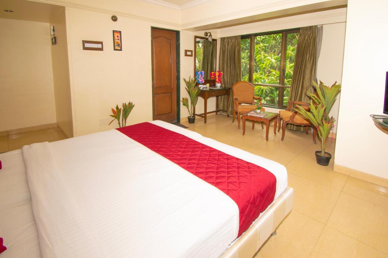 Octave Bund Garden Hotel Pune Exterior photo