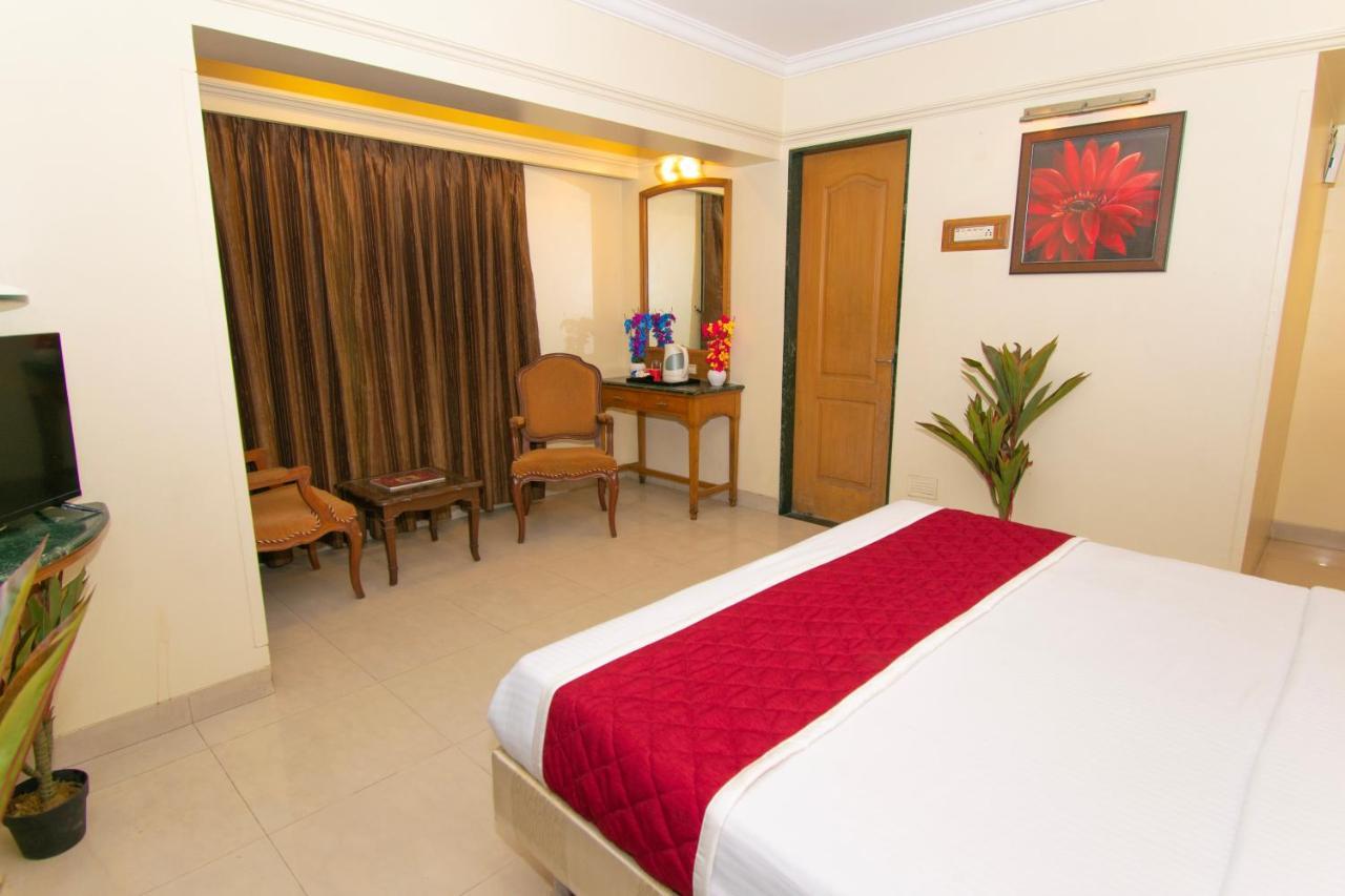 Octave Bund Garden Hotel Pune Exterior photo