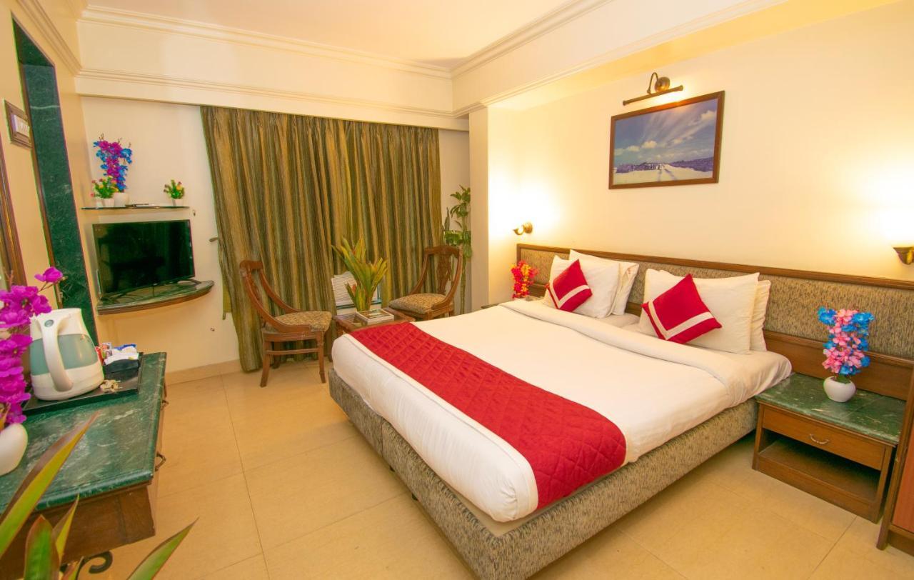 Octave Bund Garden Hotel Pune Exterior photo